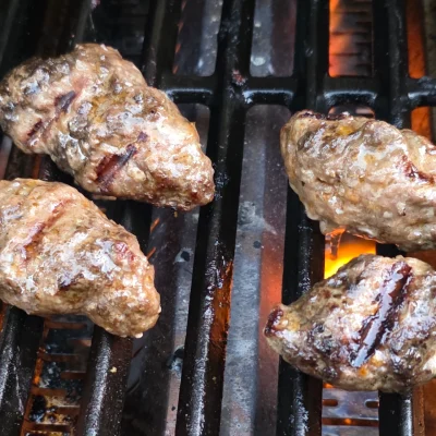 Cevapcici vom Grill