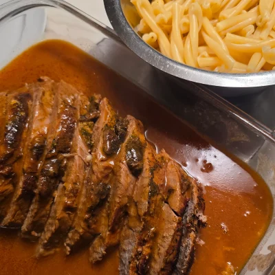 Kalbsschmorbraten in Riesling-Sahnesoße