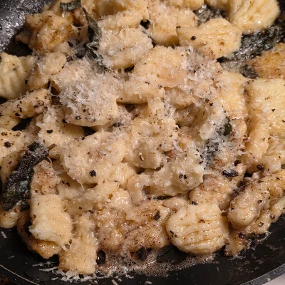 Gnocchi in Salbeibutter